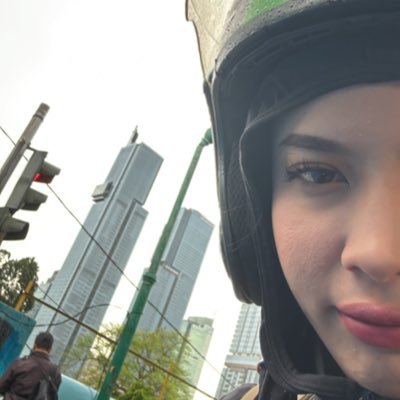 tania's profile picture