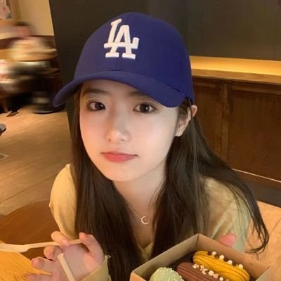 AesuHang's profile picture