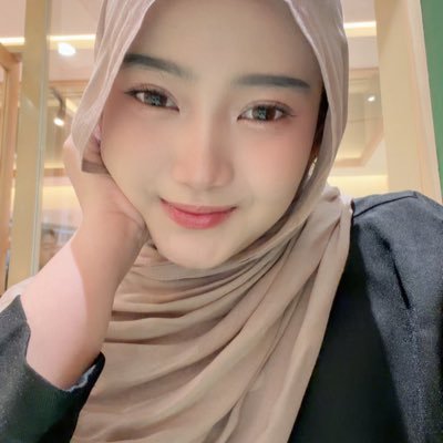 mela's profile picture