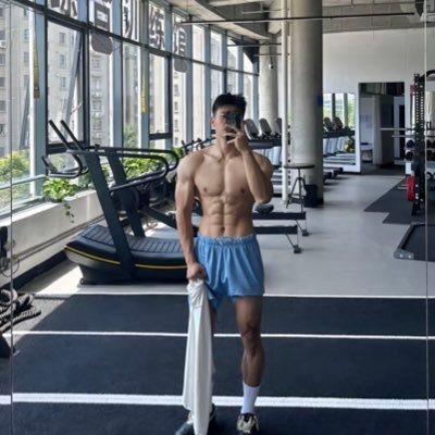 yinge212's profile picture