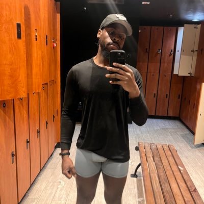 Thankful for cheeks 🥺's profile picture