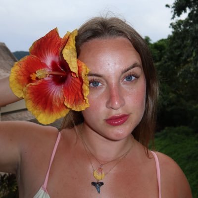 ✨S A N D R A✨'s profile picture