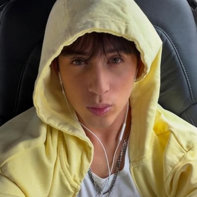rebeca ꒰ঌ ໒꒱'s profile picture