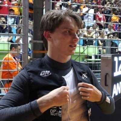 oscxpiastri's profile picture