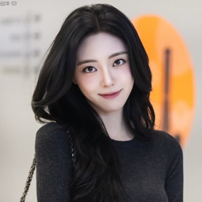 IF's profile picture