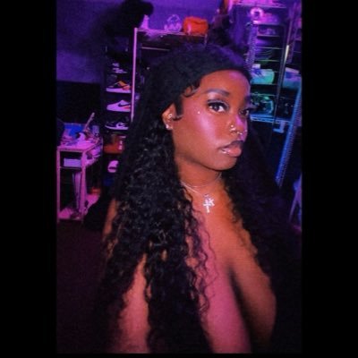 ☆ǤłøƀȺł Słᵾŧŧ☆'s profile picture