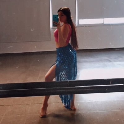 abril's profile picture