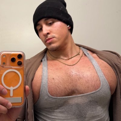 Ozzy's profile picture