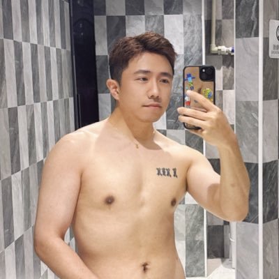 shvinm0's profile picture