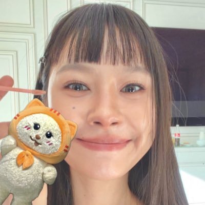 panlyvverse's profile picture