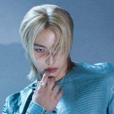 abyss vio a BTS🇲🇽🤍's profile picture