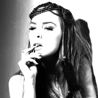ℰ's profile picture