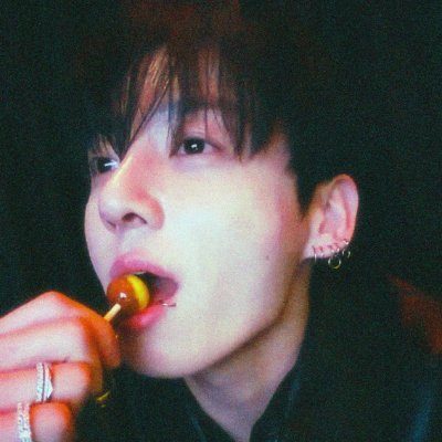 adoremykoo's profile picture