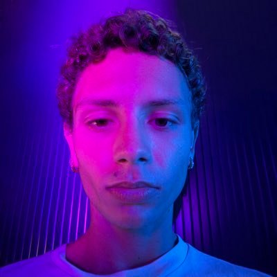 F's profile picture