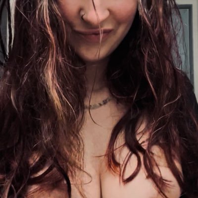 RedShel's profile picture