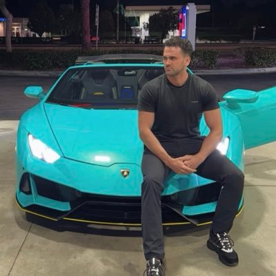 maxkesik's profile picture