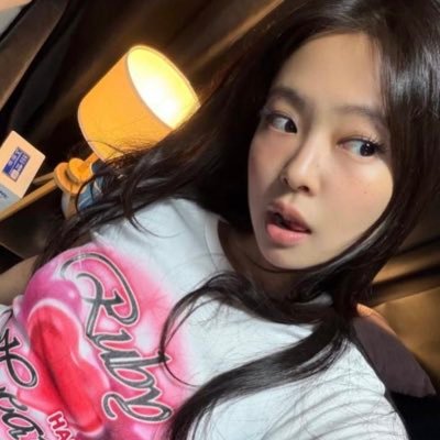 𐙚's profile picture