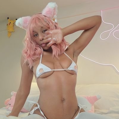 Peachypeachgirl's profile picture