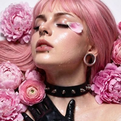 𝕿𝖗𝖊𝖕𝖔𝖛𝖎𝖈𝖎 𝕰𝖑𝖛𝖎𝖗𝖆's profile picture