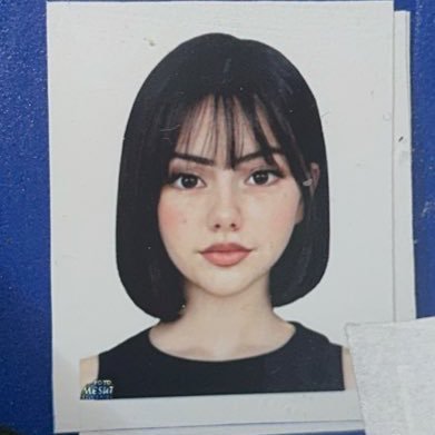 y;'s profile picture