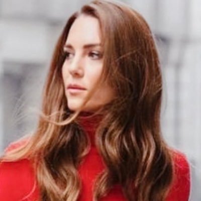 royallyemily's profile picture