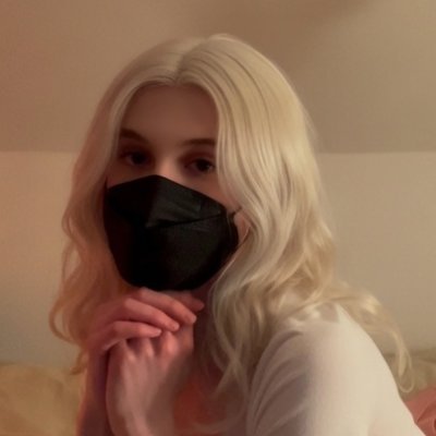 omgtwinky's profile picture