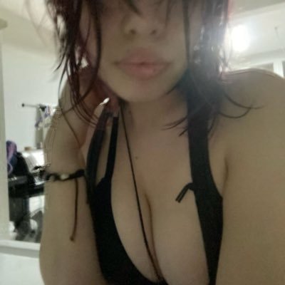 Iloveehandjobs's profile picture
