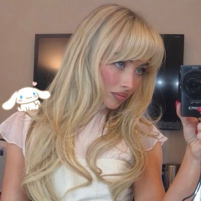 sabrinasluvr's profile picture