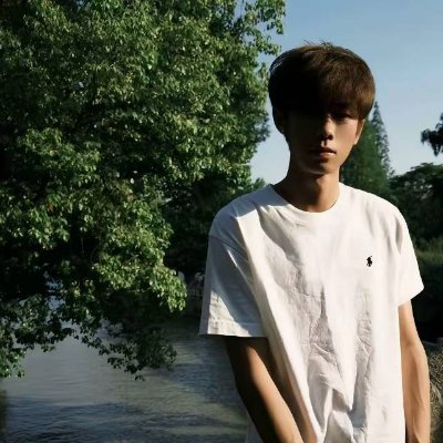 LatonyaLit82205's profile picture