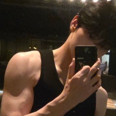 𝖑𝖆𝖛𝖊𝖑𝖑𝖊⁷ 's profile picture
