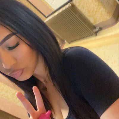 nezotvhard's profile picture