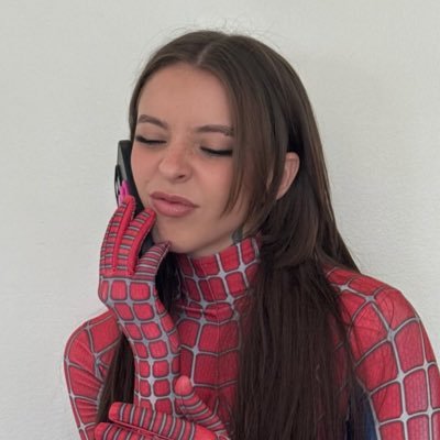 nikki ☆'s profile picture