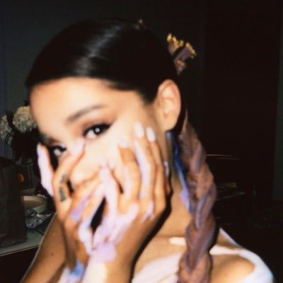 Aurora⁷ ❀'s profile picture