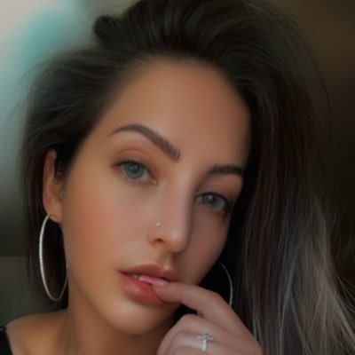 Findom Goddess Stella's profile picture