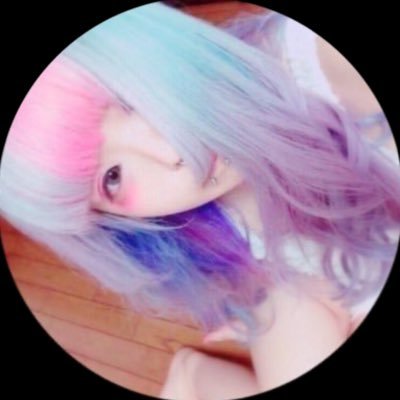 •⩊• muffin top mina's profile picture