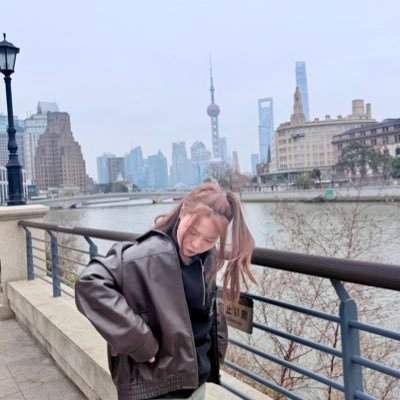 `ฉีกยิ้ม ⑅◡̈/.'s profile picture