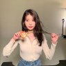 IU Forever profil fotoğrafı