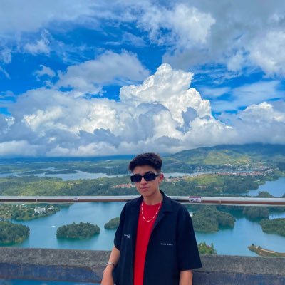 JAHN ROMERO ⚡'s profile picture