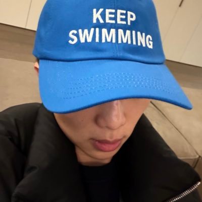 eden is seeing bts's profile picture