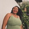 Iyanu sells fresh flowers's profile picture