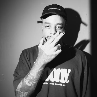 diniBoy13's profile picture
