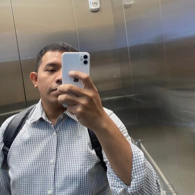 ๐ญ's profile picture