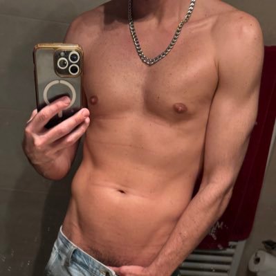 bcnexhibxl's profile picture