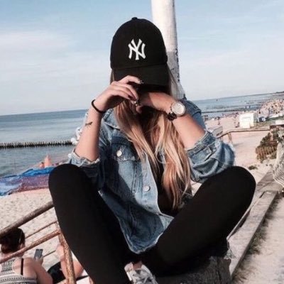 𝘈𝘺ş𝘦𝘨ül ᥫ᭡'s profile picture