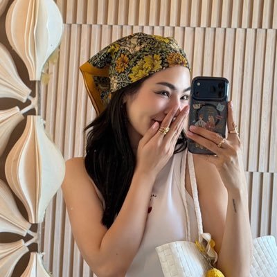 𝑨𝒏𝒕 ◡̈⃝ 💛🌻🍑's profile picture