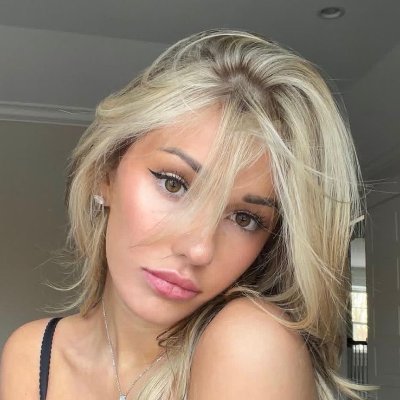 Fan Breckie Hill's profile picture