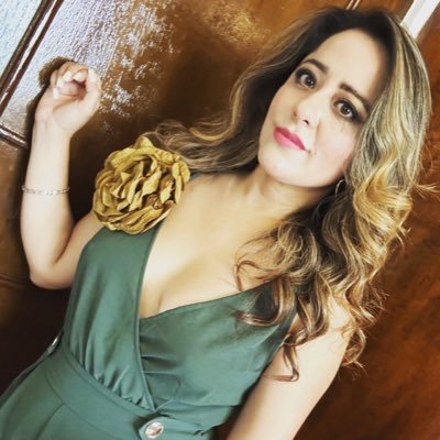 VERÓNICA OSORNIO ⚖️🦉's profile picture