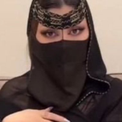 د ي و ث's profile picture