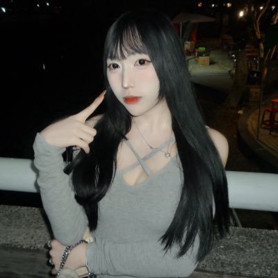 茲兒's profile picture