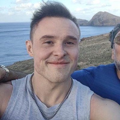 derfiddlerlol's profile picture